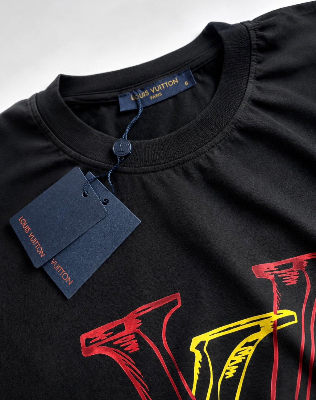 Louis Vuitton Tricou negru cu imprimeu grafic