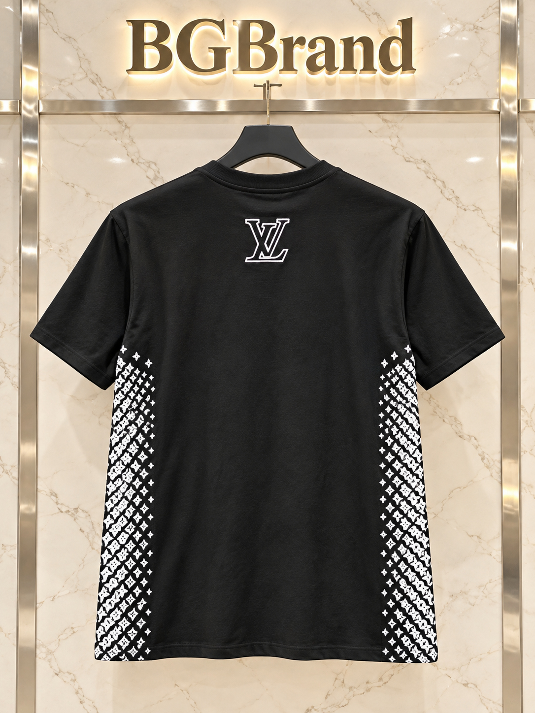 13 - Louis Vuitton - Black