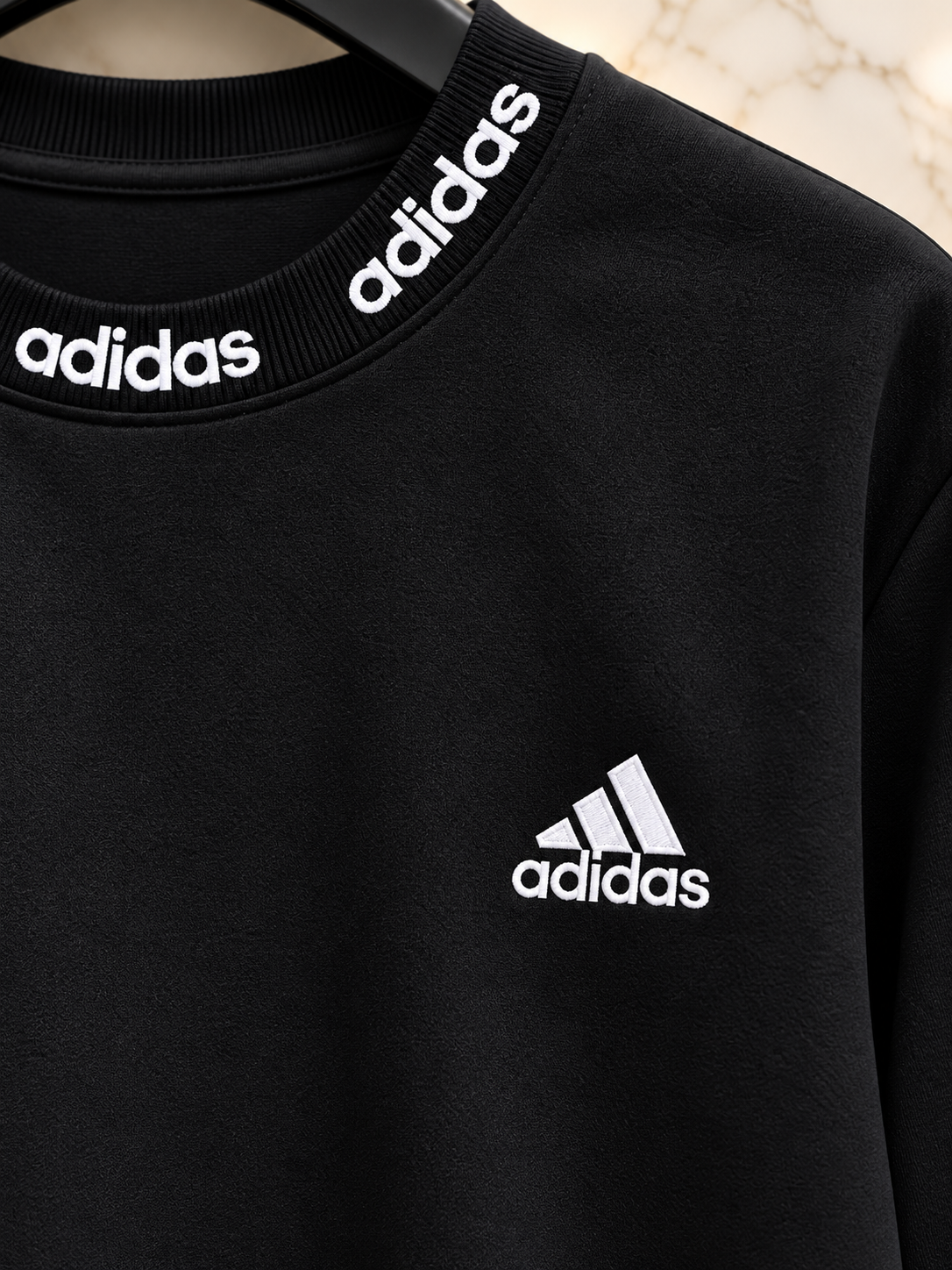 35 - Bluză Adidas - Neagra