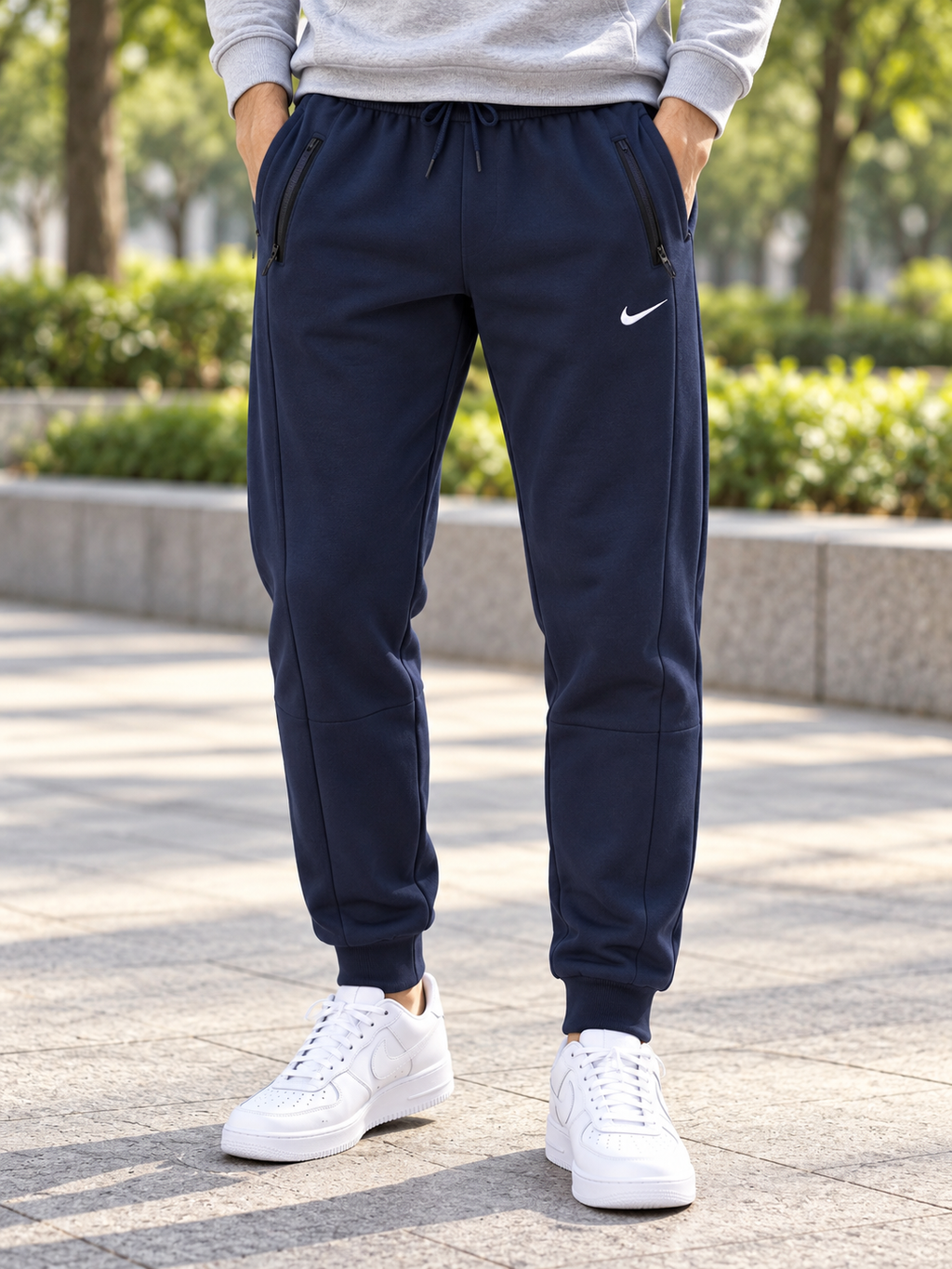 Pantaloni Bleumarin Nike vătuiți