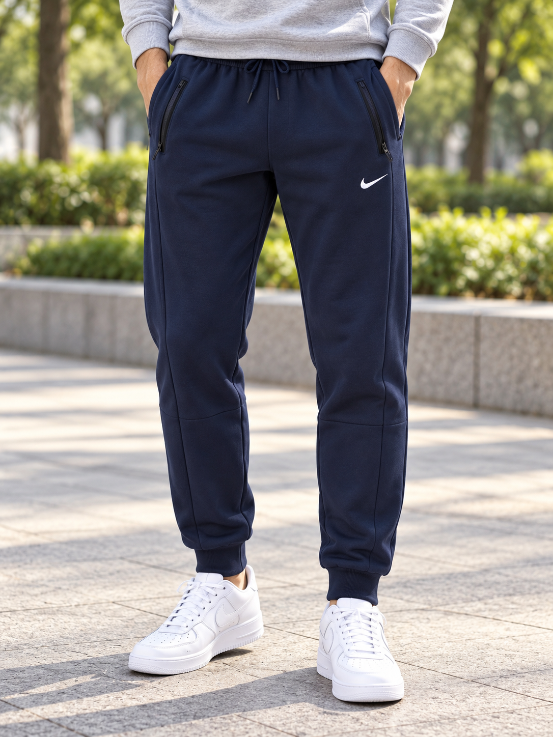 Pantaloni Bleumarin Nike vătuiți