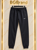 Pantaloni Nike Vătuiti