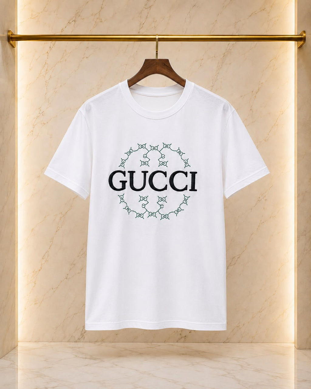 Gucci – Tricou alb cu logo brodat
