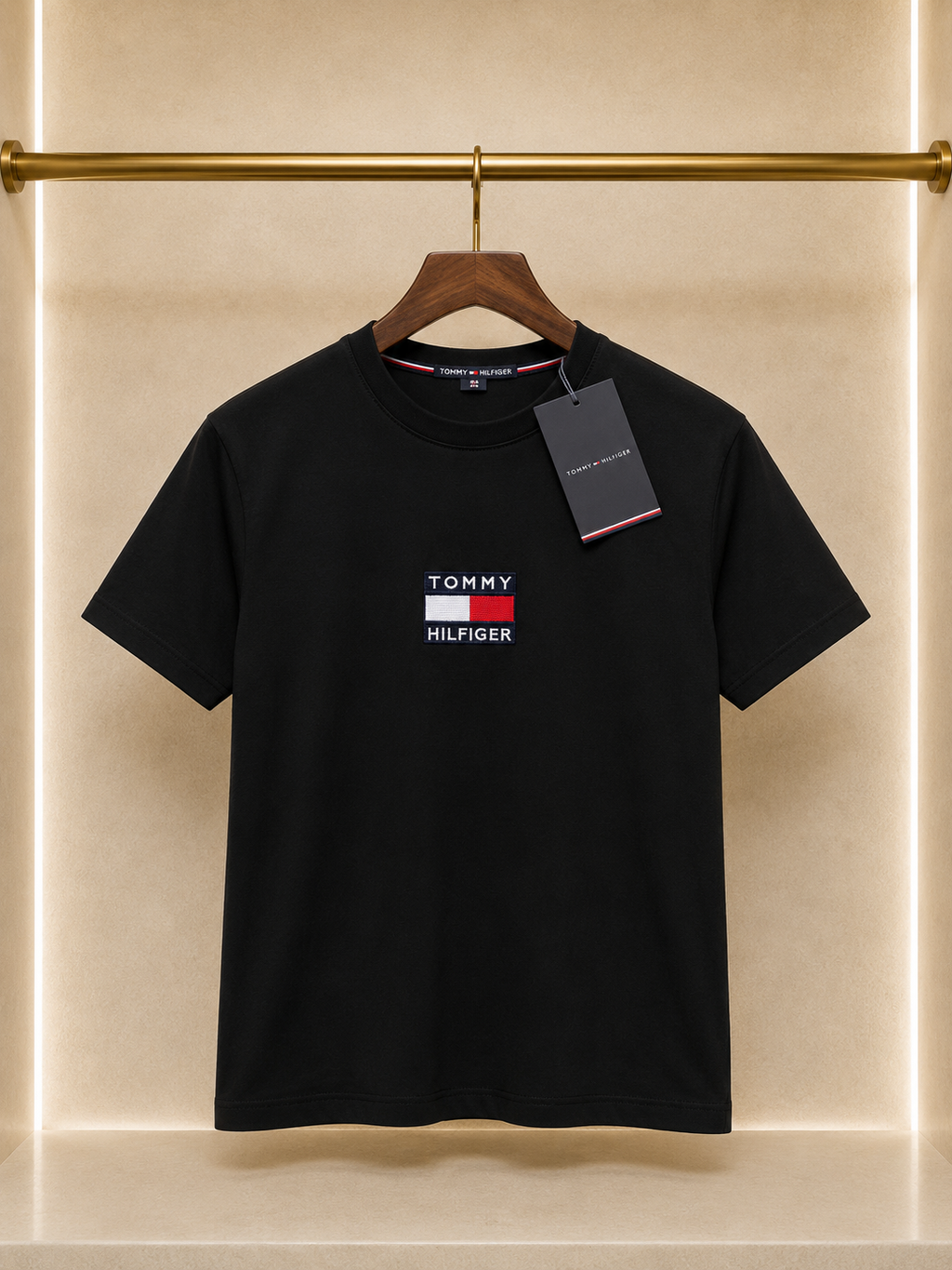 04 - Tommy Hilfiger - Logo brodat
