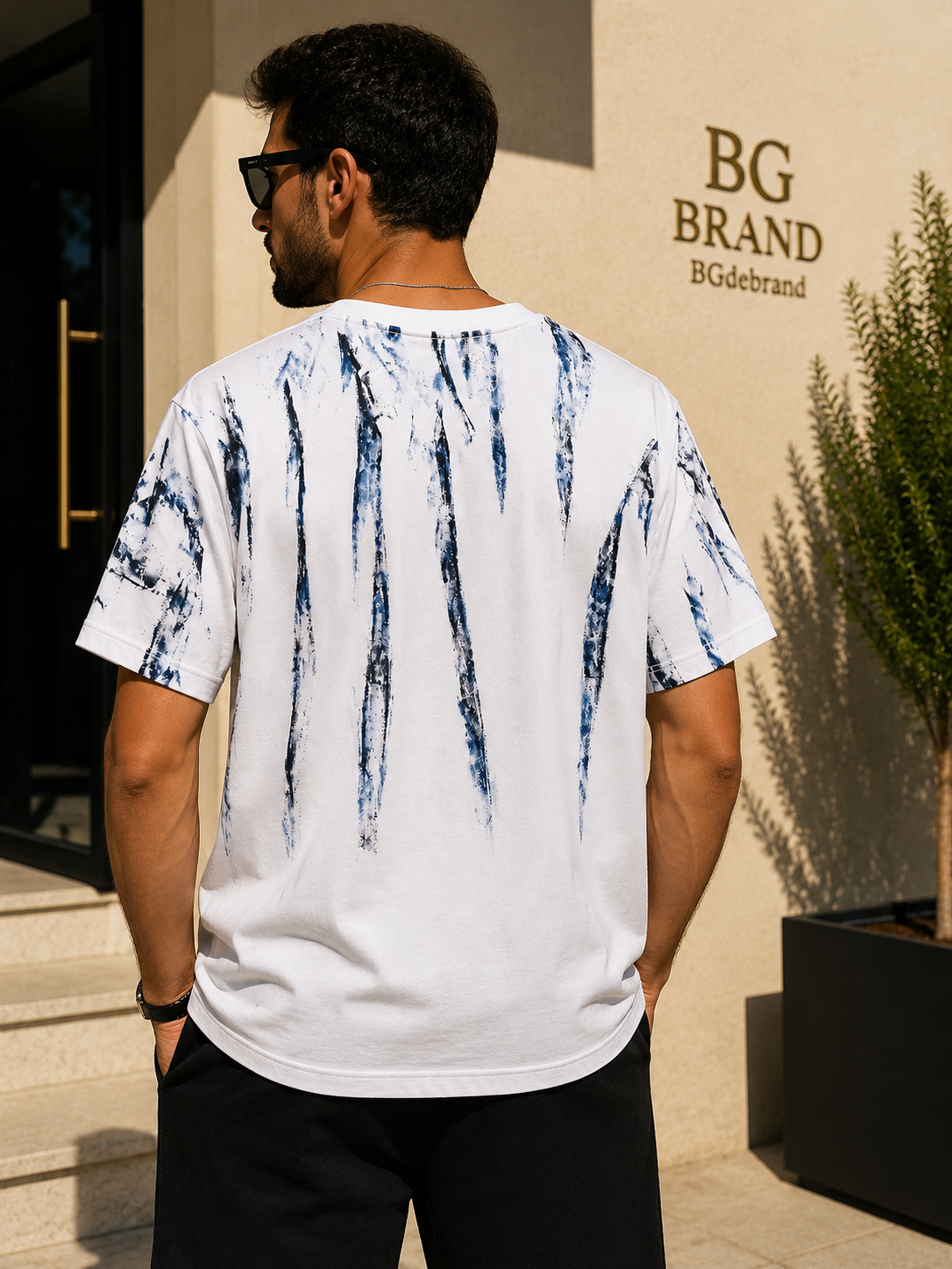 01 - Balenciaga T-shirt White & Blue