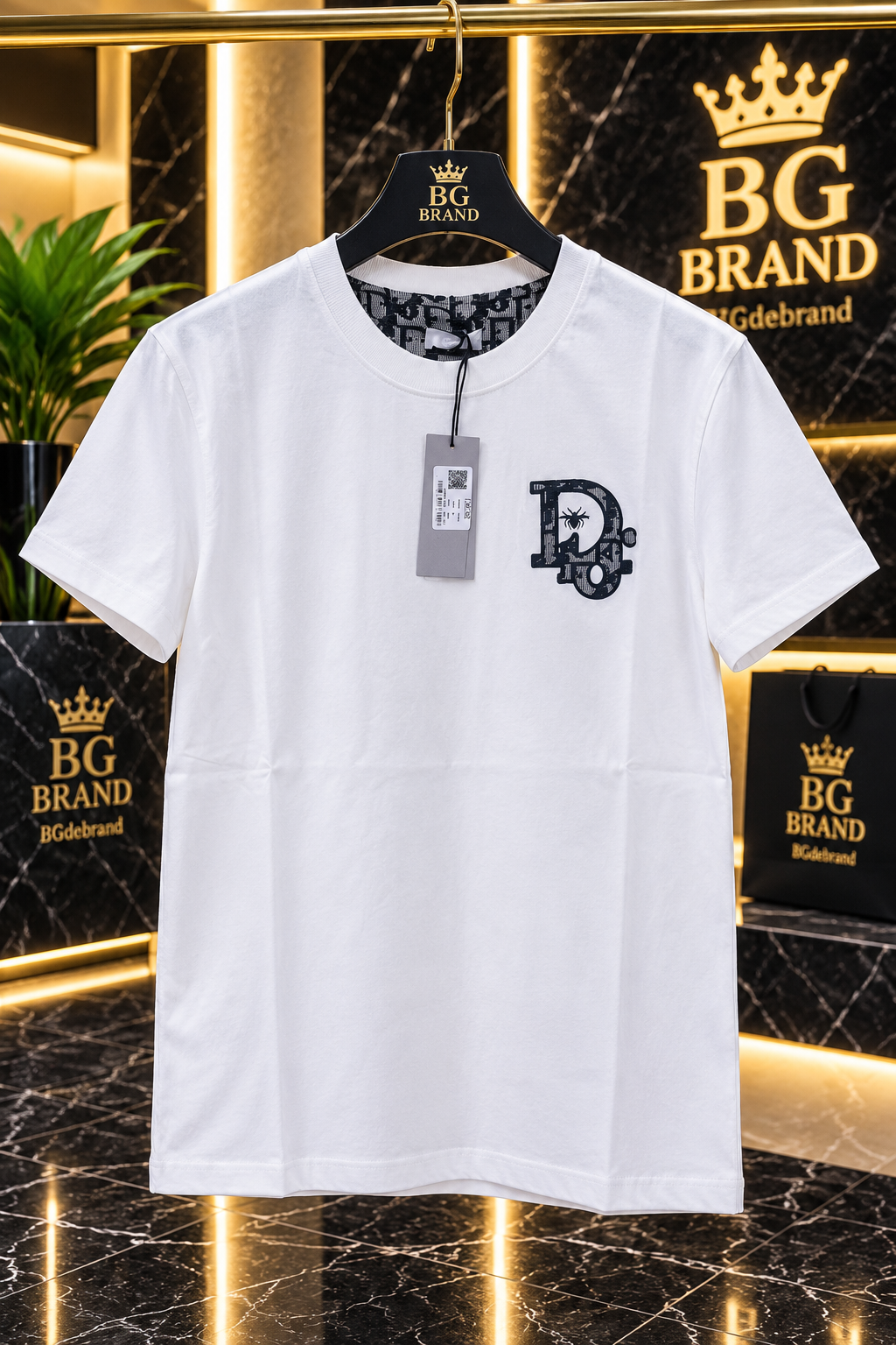 Dior - White