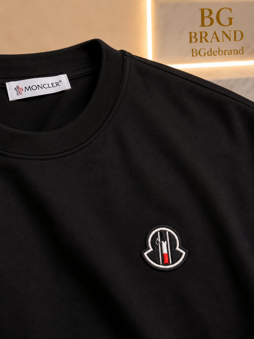 01 - Moncler T-shirt Black