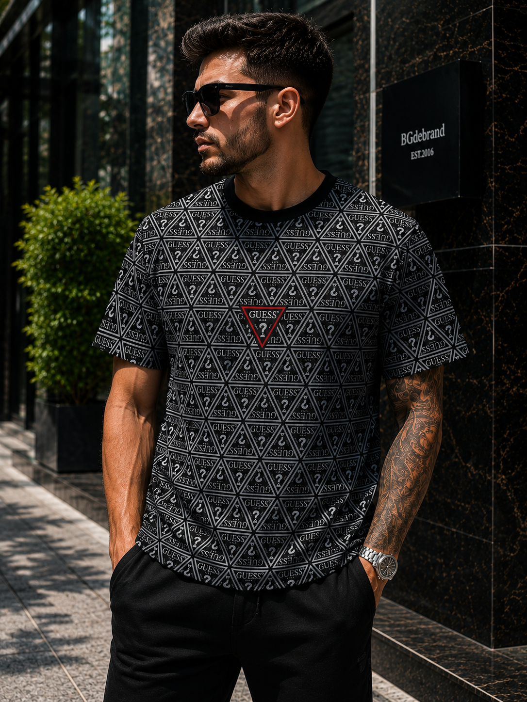 A - T-shirt Guess - Black