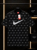 A - T-shirt Nike - black