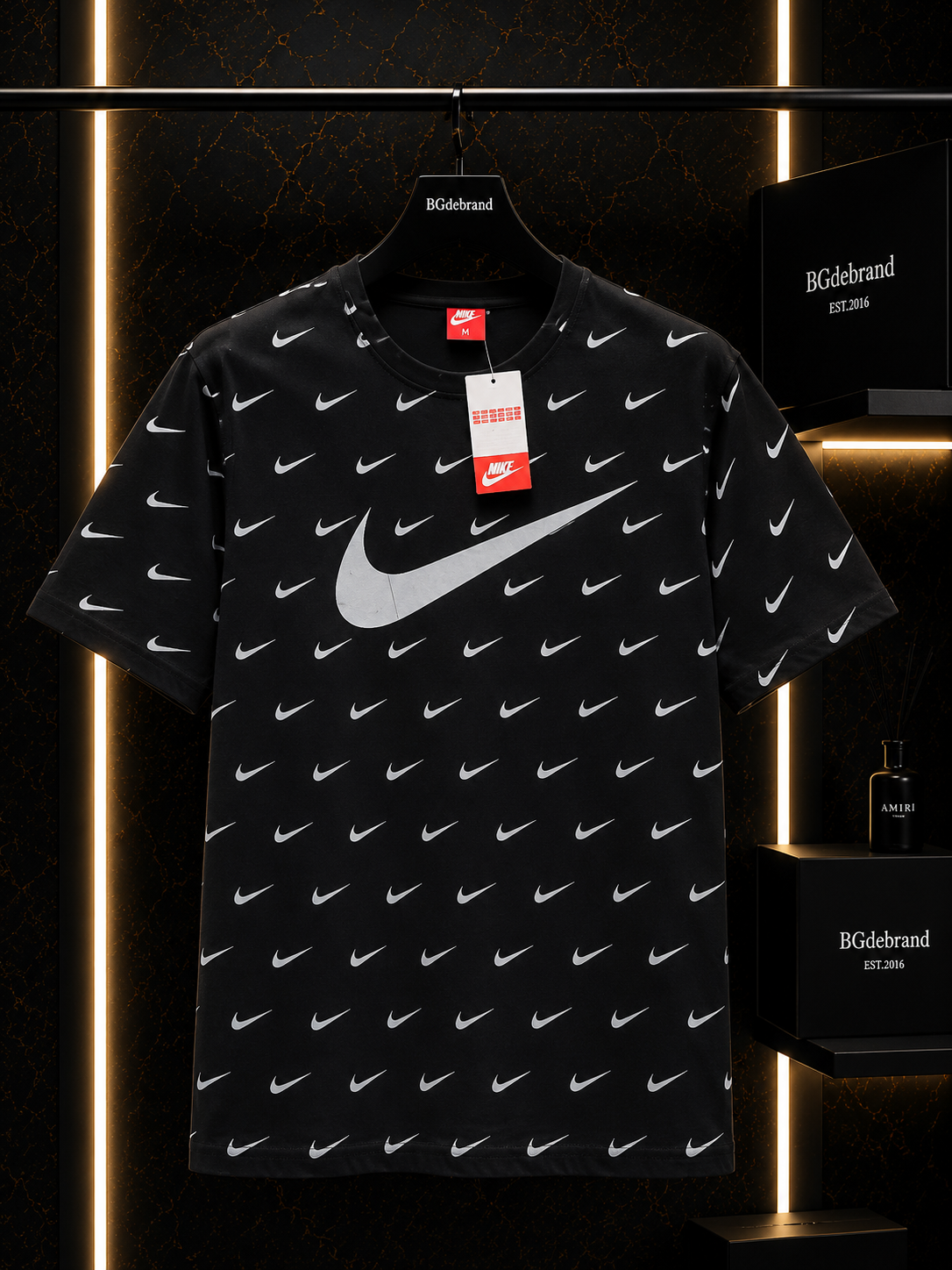 A - T-shirt Nike - black